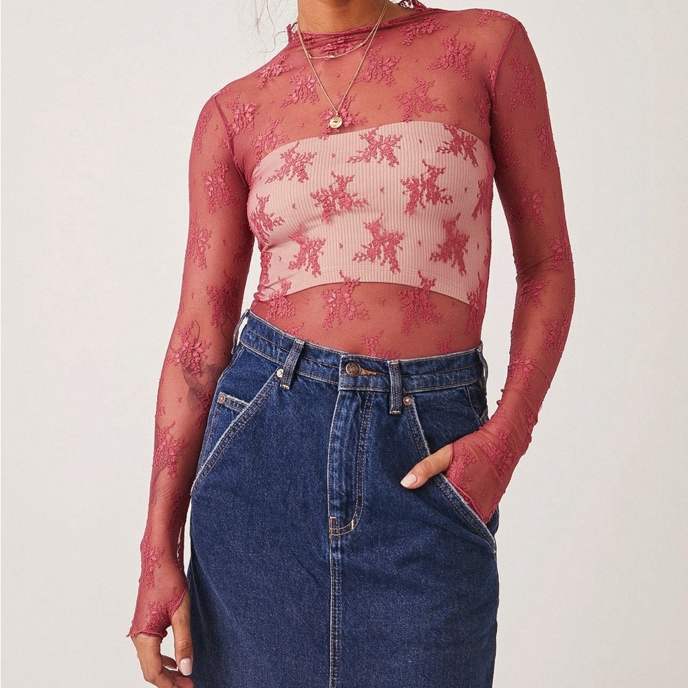 Lady Lux Layering Top - Picture 2 of 4